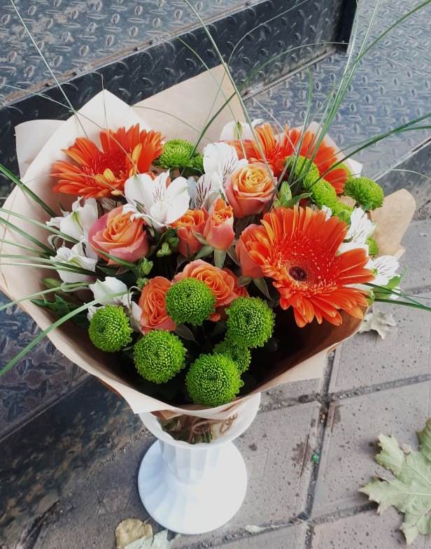 Букет цветов из: Герберы, Хризантемы, Альстромерии и Розы в Сорокино