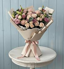 Букет цветов из:  Розы и Лизиантусы в Сорокино