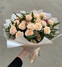 Букет Кремовые розы Латте в Сорокино
