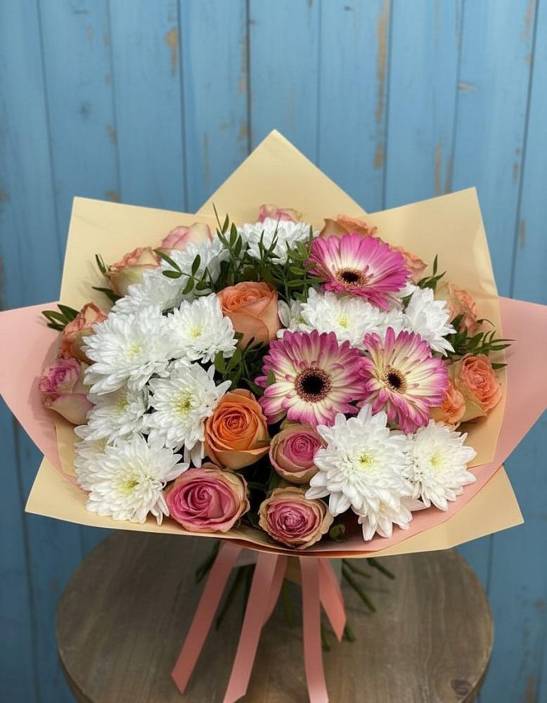 Букет цветов из: Розы, Герберы и Хризантемы в Сорокино