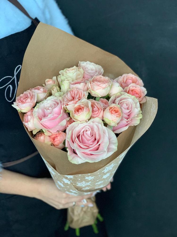 Букет цветов из: Хризантемы и Розы в Сорокино