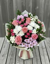 Букет цветов из:  Альстромерии, Гвоздики, Розы и Хризантемы #REPLACE_PRED# Сорокино