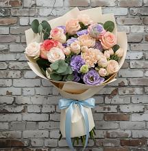 Букет цветов из:  Розы, Лизиантусы и Гвоздики в Сорокино