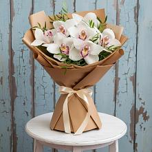Букет цветов из:  Орхидеи и Розы #REPLACE_PRED# Сорокино