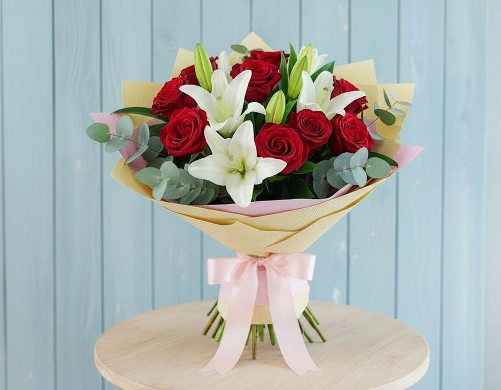 Букет цветов из: Лилии и Розы в Сорокино